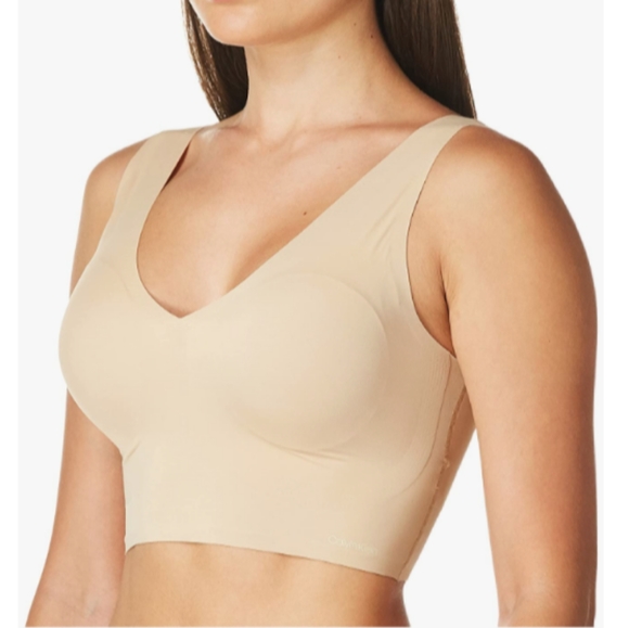 NWT Calvin Klein Invisibles Comfort Seamless Lightly Lined V Neck Bralette - Picture 1 of 7